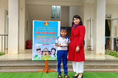 Nhặt được của rơi trả người đánh mất